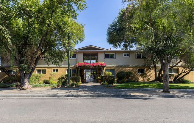 the building in which the motel is located