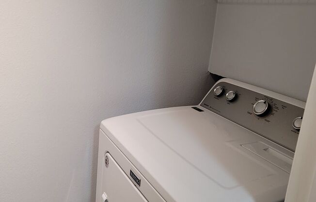 Nice Condo at The Pinnacle in Carrollwood!   Available July 1, 2025!