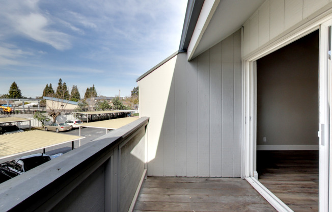 1 bed, 1 bath, 624 sqft, $2,136, Unit D232