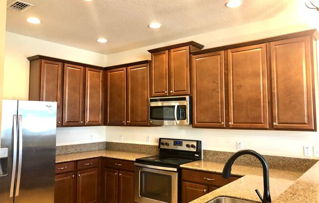 Nice 3/2.5 Two Story Condo in East Orlando!