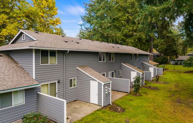 2 beds, 1.5 baths, 965 sqft, $1,650, Unit D-105