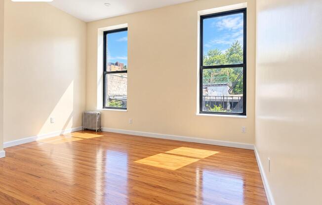 8 57 ASTORIA BLVD