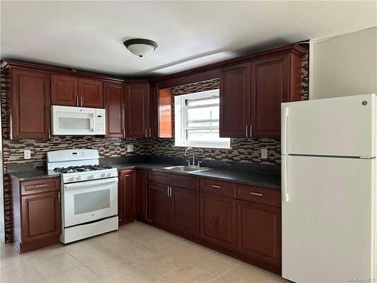 3 beds, 1 bath, 1,053 sqft, $3,643, Unit 1