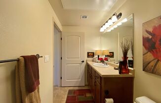 1 bed, 1 bath, 753 sqft, $1,250, Unit 3703