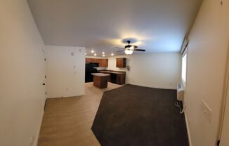 2 beds, 1 bath, $950, Unit 3