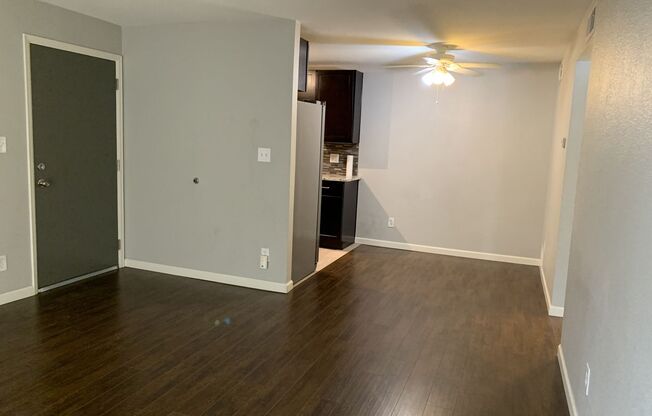 1 bed, 1 bath, $1,450, Unit Unit 2-206