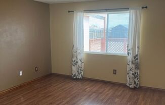 2 beds, 1 bath, $1,500