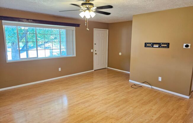 10404 S. Grand View Drive, Island City, Oregon 97850