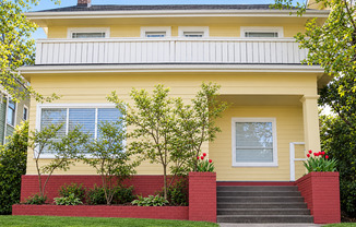 -- Huge Top Floor Room, Everything is Brand New! Weekly Cleaning Service (common areas), Private Leases, Quiet Area North of Campus