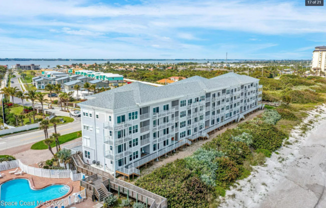 3037 S A1A