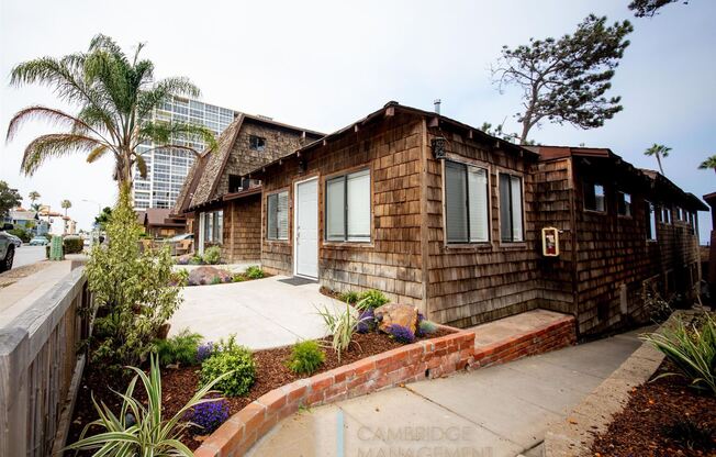 1020-1026 Coast Blvd S., 1024 Coast Blvd S.