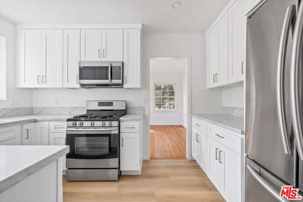 5818 W 8 ST