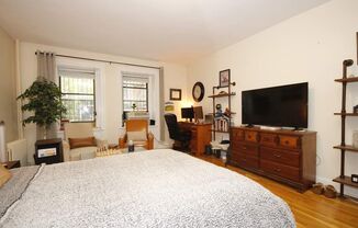 134 W 87 ST