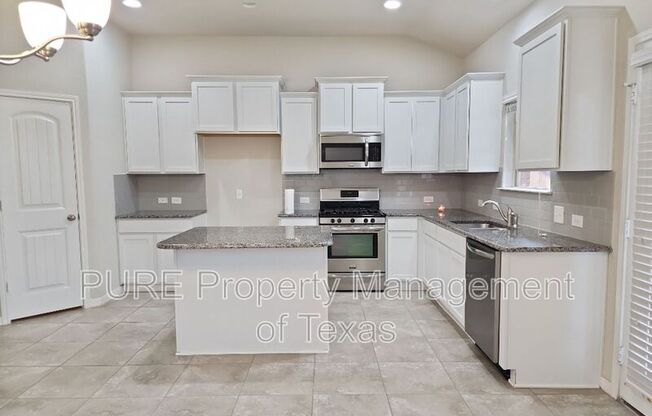 1019 GRANBURY CV