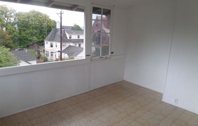 Studio, 1 bath, 500 sqft, $1,250, Unit Unit 2