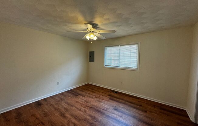 9632 12th Bay