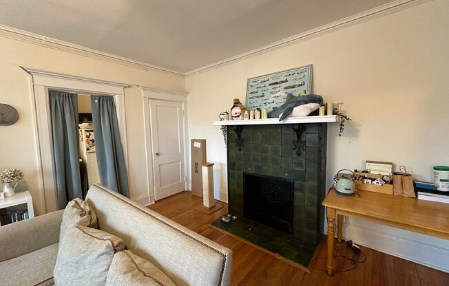 1 bed, 1 bath, 650 sqft, $2,395, Unit 404