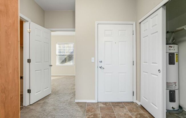 1 bed, 1 bath, 725 sqft, $1,245, Unit 1684-202