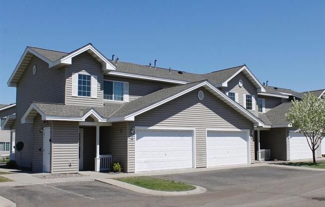 Welcome to North Pointe Townhomes