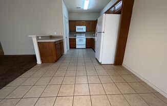 3 beds, 2 baths, $1,595