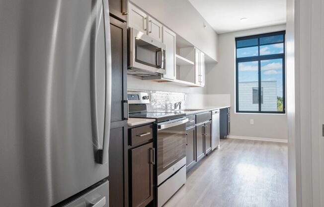 1 bed, 1 bath, 635 sqft, $1,375, Unit 1409