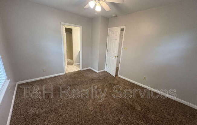 5410 N KERCHEVAL DR