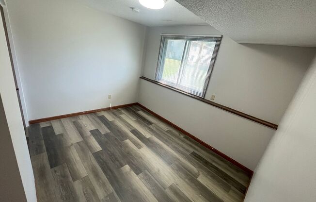 2 beds, 1 bath, 800 sqft, $1,250, Unit 1928-C