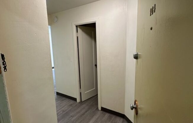 Studio, 1 bath, 348 sqft, $1,125, Unit 104B