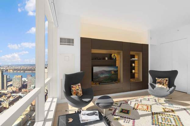 230 W 56 ST