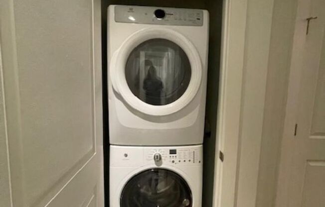 1 bed, 1 bath, 465 sqft, $1,175, Unit Apt 103