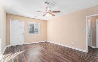 2 beds, 1 bath, $1,595, Unit Unit A