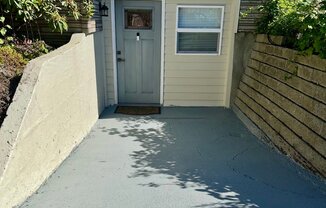 551 NE 65 ST