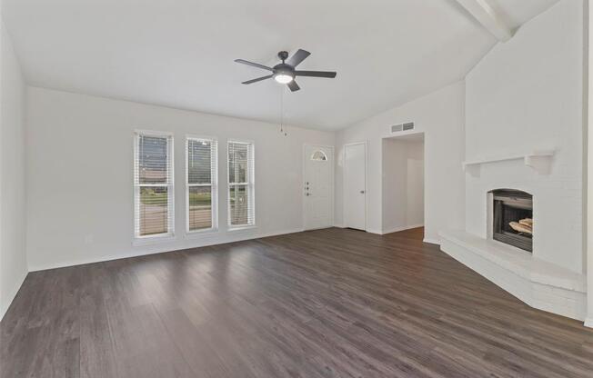 2601 Knoll Trail
