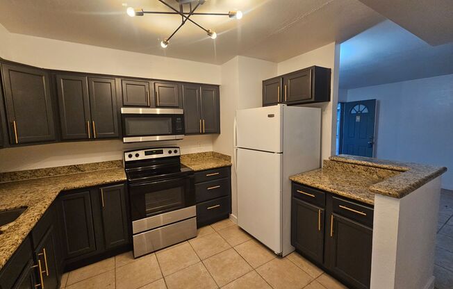 3 beds, 2 baths, 1,100 sqft, $1,745, Unit 105