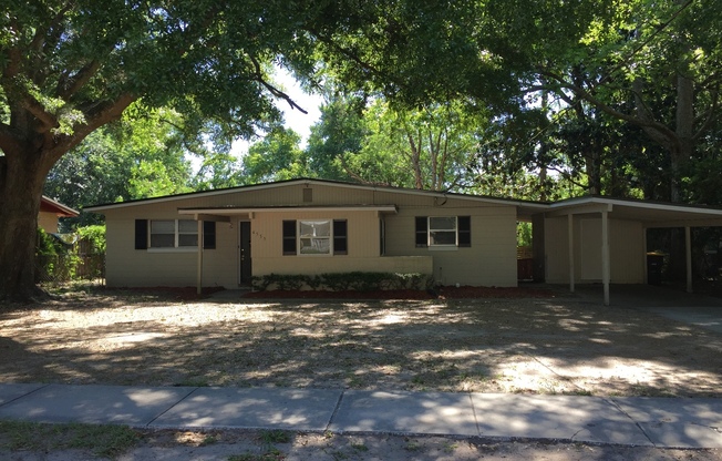 4 beds, 2 baths, $1,600