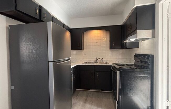 Come see this 1 bedroom 1 bathroom apartment near MSU!