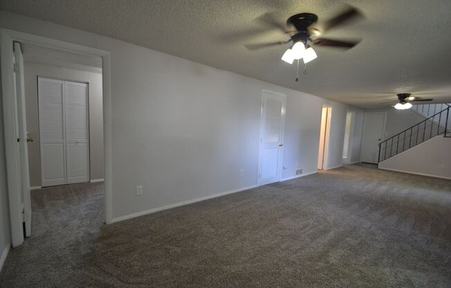 Newly Remodeled 4 Bedroom with AC!