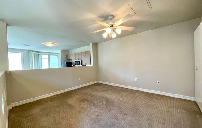 Studio, 1 bath, $1,995