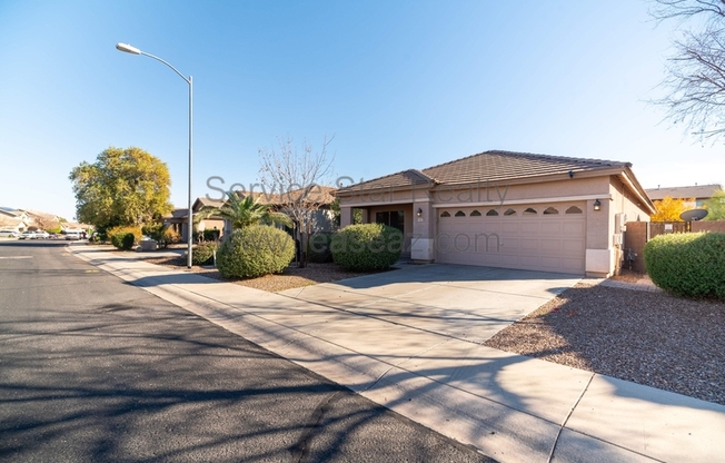 14647 W GELDING DR