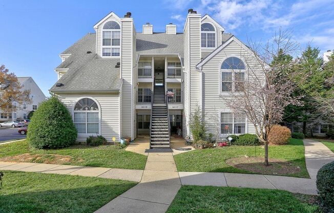 Lovely 2 BR/2 BA Condo in Laurel!