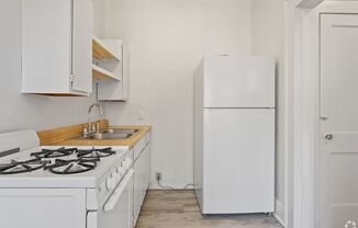 Studio, 1 bath, 475 sqft, $735, Unit Montclair 4