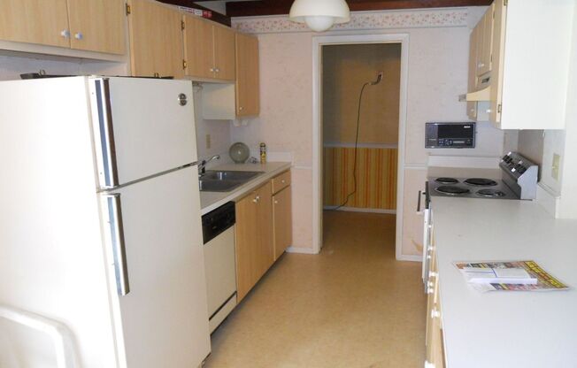 3BD/2BA home in Holden Farms!