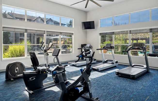 fitness center at Dakota Ridge apartments