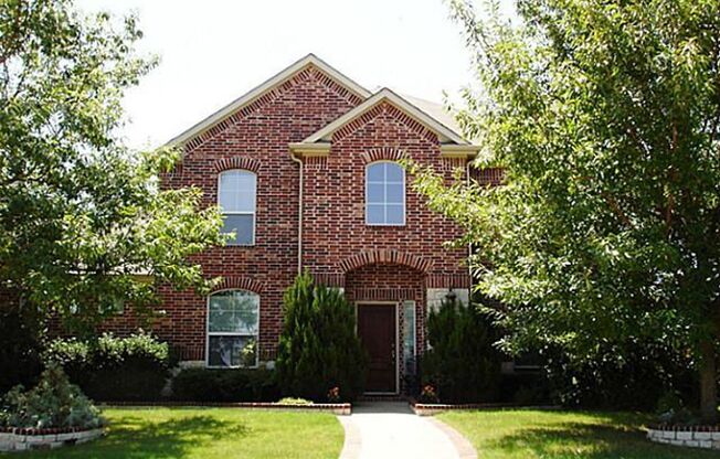 Luxury Custom Home with Resort-Style Backyard, Pool & Spa in Award-Winning Frisco ISD!