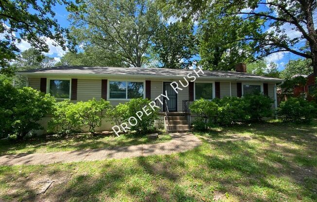 1503 PIN OAK DR