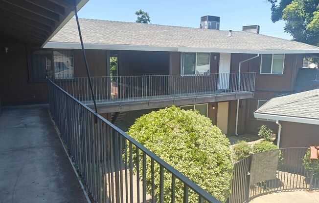 Hidden Oak Apartments