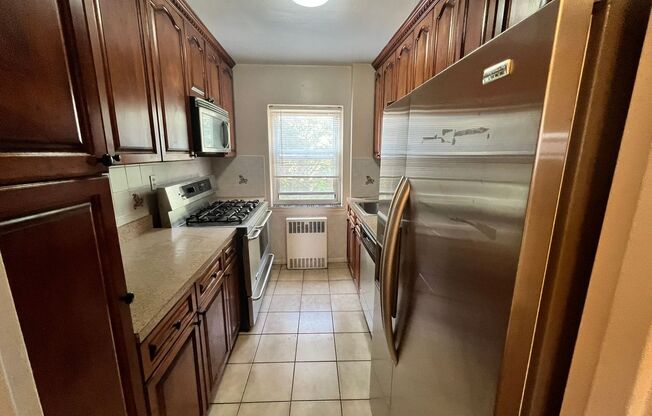 1 bed, 1 bath, $2,200, Unit Apt C1