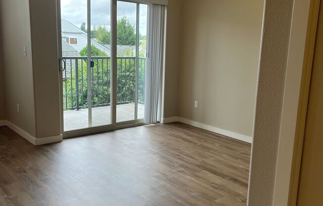 2 beds, 1 bath, 1,191 sqft, $1,915, Unit P204