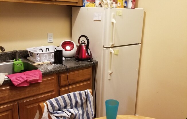 Studio, 1 bath, $1,650, Unit 16