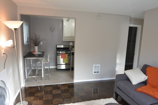 1101 10th Ave E